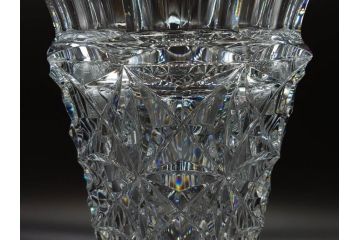 フランス　Baccarat　バカラ　セリメーヌ　特大　華麗なデザインが美しいフラワーベース(花瓶、花入、花器、フルレッドクリスタルガラス)(定価約176万円)(R-073828)