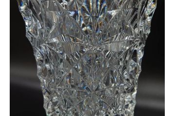フランス　Baccarat　バカラ　セリメーヌ　特大　華麗なデザインが美しいフラワーベース(花瓶、花入、花器、フルレッドクリスタルガラス)(定価約176万円)(R-073828)