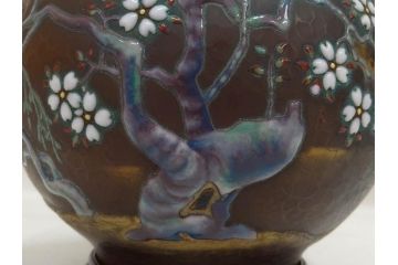 昭和七年(1932年)　帝都復興完成記念　安藤七宝店　鎚起七宝花瓶　都の春(花入、花器、桜、台座付き、共箱付き)(R-073830)