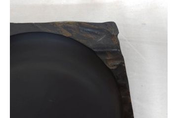 龍渓石　丁郷作　細部まで職人のこだわりが感じられる硯(書道具、共箱付き)(R-073831)