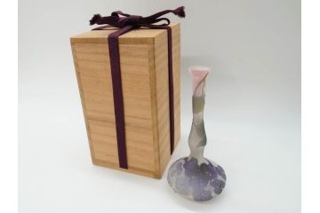 フランス　エミールガレ　カメオ技法　紫陽花文　優雅な空間を演出してくれる小花瓶(一輪挿し、花器、共箱付き)(R-073835)