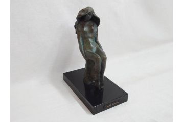 彫刻家　堤直美　「そよ風」　柔らかな風が感じられる気品漂うブロンズ像(Naomi Tsutsumi、オブジェ、女性像、置物)(R-073838)