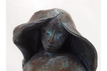 彫刻家　堤直美　「そよ風」　柔らかな風が感じられる気品漂うブロンズ像(Naomi Tsutsumi、オブジェ、女性像、置物)(R-073838)