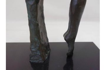 彫刻家　堤直美　「そよ風」　柔らかな風が感じられる気品漂うブロンズ像(Naomi Tsutsumi、オブジェ、女性像、置物)(R-073838)