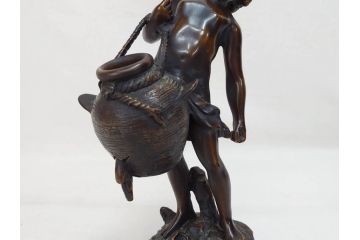 彫刻家　オーギュスト・モロー　「水を汲む少年」　細かいところまで再現されたブロンズ像(Auguste Moreau、置物、オブジェ)(R-073839)