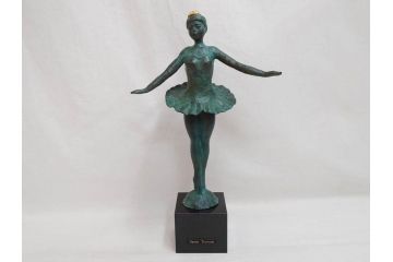 彫刻家　堤直美　「緑のリズム」　作品証明書付き　優美な雰囲気を醸し出すブロンズ像(バレリーナ、バレエ、少女、踊る人、Naomi Tsutsumi、オブジェ、置物)(定価約38万円)(R-073840)