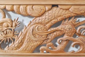 ビンテージ建具　杉(スギ)材　躍動感ある龍(竜)が見事な両面彫刻欄間2枚セット(明かり取り、明り取り、ヴィンテージ)(R-073857)