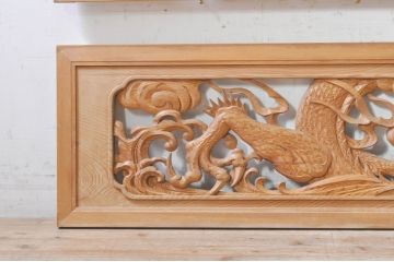 ビンテージ建具　杉(スギ)材　躍動感ある龍(竜)が見事な両面彫刻欄間2枚セット(明かり取り、明り取り、ヴィンテージ)(R-073857)