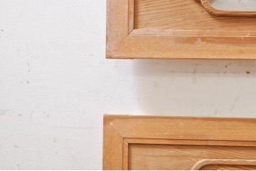 ビンテージ建具　杉(スギ)材　躍動感ある龍(竜)が見事な両面彫刻欄間2枚セット(明かり取り、明り取り、ヴィンテージ)(R-073857)
