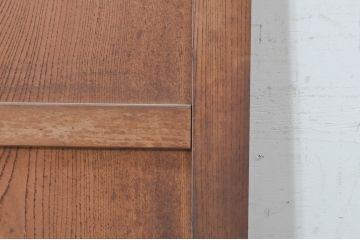アンティーク建具　総欅(ケヤキ)材　経年を感じさせる木味が魅力の板戸窓2枚セット(引き戸)(R-073866)