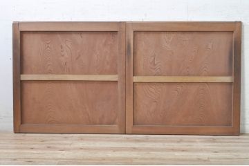 アンティーク建具　総欅(ケヤキ)材　経年を感じさせる木味が魅力の板戸窓2枚セット(引き戸)(R-073867)