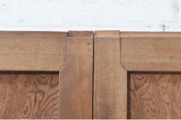 アンティーク建具　総欅(ケヤキ)材　経年を感じさせる木味が魅力の板戸窓2枚セット(引き戸)(R-073867)