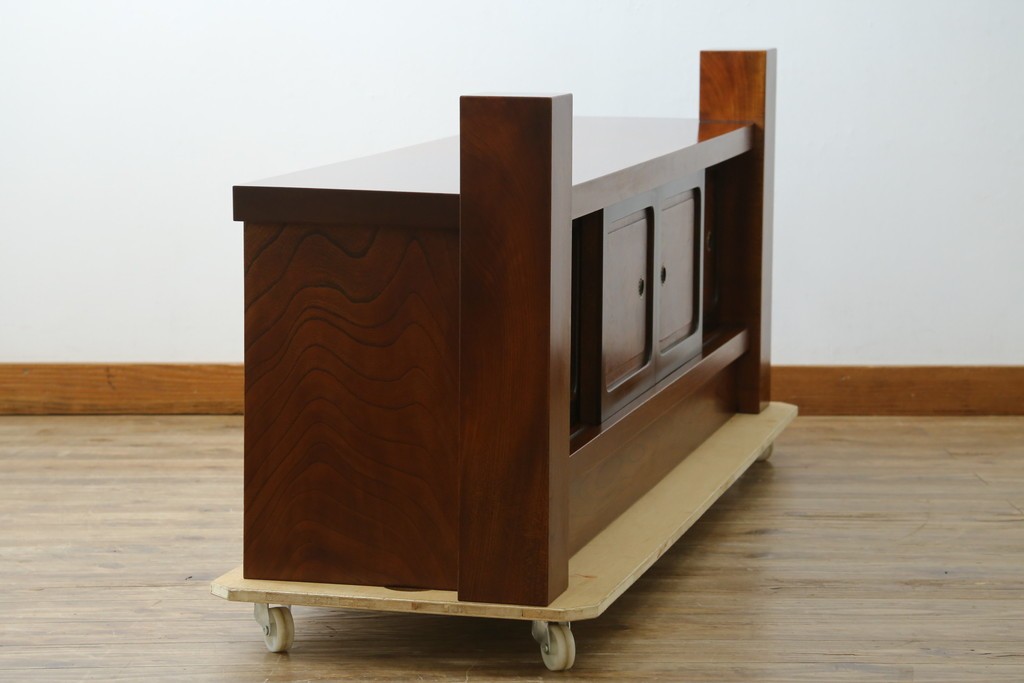 和製アンティーク　高級品!!　重厚　総欅材　黒柿引き戸框　漆塗り　存在感のある木目が目を惹く置き床　(R-073868)