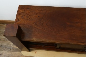 和製アンティーク　高級品!!　重厚　総欅材　黒柿引き戸框　漆塗り　存在感のある木目が目を惹く置き床　(R-073868)