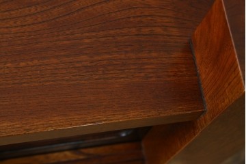 和製アンティーク　高級品!!　重厚　総欅材　黒柿引き戸框　漆塗り　存在感のある木目が目を惹く置き床　(R-073868)