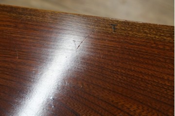 和製アンティーク　高級品!!　重厚　総欅材　黒柿引き戸框　漆塗り　存在感のある木目が目を惹く置き床　(R-073868)