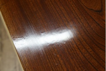 和製アンティーク　高級品!!　重厚　総欅材　黒柿引き戸框　漆塗り　存在感のある木目が目を惹く置き床　(R-073868)