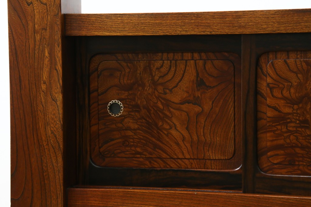 和製アンティーク　高級品!!　重厚　総欅材　黒柿引き戸框　漆塗り　存在感のある木目が目を惹く置き床　(R-073868)