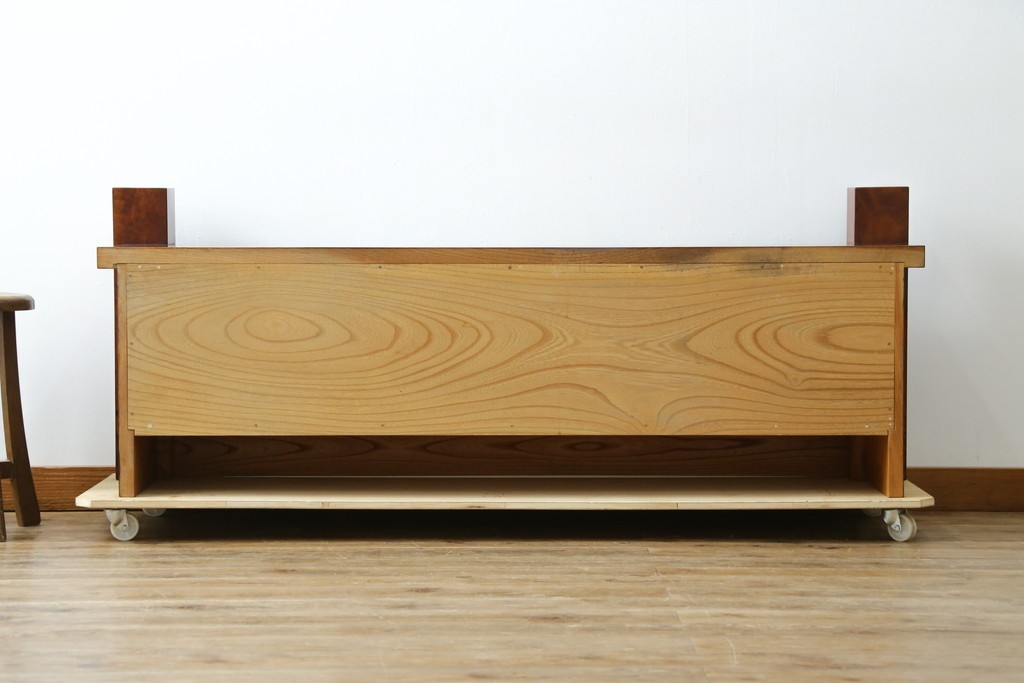 和製アンティーク　高級品!!　重厚　総欅材　黒柿引き戸框　漆塗り　存在感のある木目が目を惹く置き床　(R-073868)