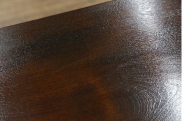 中古　松本民芸家具　斜めにすっと伸びた脚がスタイリッシュで印象的な#67型座卓I(ローテーブル、センターテーブル)(定価約20万円)R-073871)