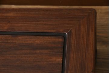 和製アンティーク　総紫檀(シタン)材　漆塗り　上質な風合いが高級感を演出する座卓(ローテーブル、センターテーブル)(R-073873)
