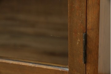和製アンティーク　樺(カバ)材　古い木味が素敵!レトロな雰囲気溢れる小さなブックケース(本箱)(R-073876)