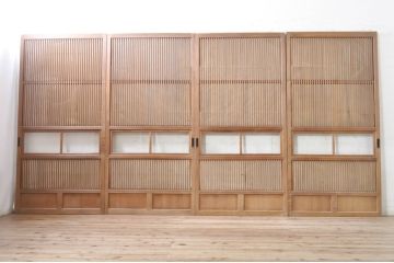 アンティーク建具　風情のある佇まいが魅力的な裏障子付き格子戸4枚セット(引き戸、障子戸、ガラス帯戸)(R-073885)