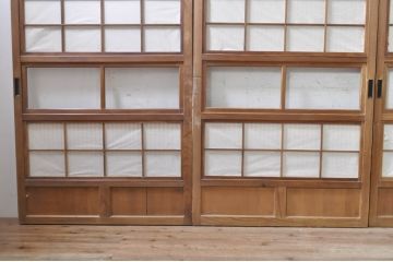 アンティーク建具　風情のある佇まいが魅力的な裏障子付き格子戸4枚セット(引き戸、障子戸、ガラス帯戸)(R-073885)