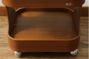 和製ビンテージ　ゴールドクラフト(GOLDCRAFT)　U SERIES　北欧スタイルの空間づくりにおすすめ!!温かみのある木味が魅力のワゴン(サイドテーブル、ヴィンテージ)(R-073894)