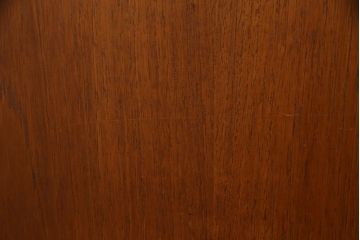 北欧ビンテージ　チーク材　木の温もり溢れるサイドボード(サイドキャビネット、サイドチェスト、リビングボード、収納棚、戸棚、ヴィンテージ)(R-073896)