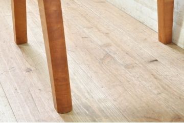 和製ビンテージ　背もたれと座面の彫刻模様が目を惹く板座チェア(椅子、イス、ダイニングチェア、ヴィンテージ)(R-073897)