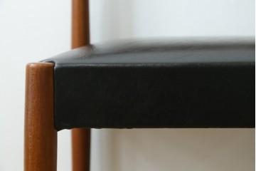 和製ヴィンテージ　辻木工　チーク材　洗練された北欧スタイルのダイニングチェア　(R-073898)