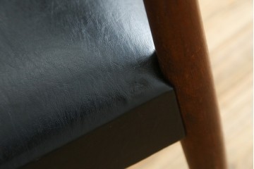 和製ヴィンテージ　辻木工　チーク材　洗練された北欧スタイルのダイニングチェア　(R-073898)