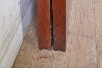 アンティーク建具　高級品!!　漆塗り　欅(ケヤキ)材　和モダンな空間づくりにおすすめ!デザインがおしゃれなガラス入り幅広障子戸2枚セット(引き戸、ガラス帯戸)(R-073903)