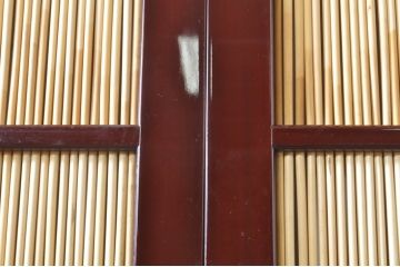 ビンテージ建具　最高級!!　石川県産　総漆塗り　透かし彫り入り　腰板の波千鳥が素敵な幅広夏戸2枚セット(引き戸、簾戸、簀戸、葭戸、夏障子、御簾戸、すど、ヴィンテージ)(R-073913)