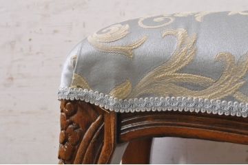 中古　イギリス製　ビーチ材　細部までこだわりあるデザインが素敵なハイスツール(カウンターチェア、カウンタースツール、椅子、イス、ヴィンテージ、英国)(R-073927)