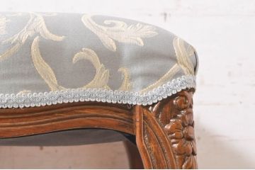 中古　イギリス製　ビーチ材　細部までこだわりあるデザインが素敵なハイスツール(カウンターチェア、カウンタースツール、椅子、イス、ヴィンテージ、英国)(R-073927)