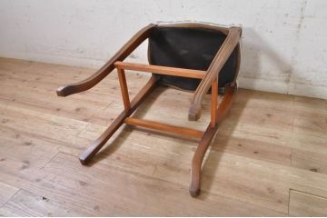 中古　イギリス製　ビーチ材　細部までこだわりあるデザインが素敵なハイスツール(カウンターチェア、カウンタースツール、椅子、イス、ヴィンテージ、英国)(R-073927)