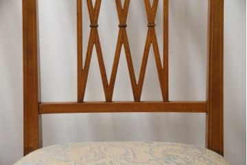 イタリアアンティーク　マホガニー材　象嵌入り　品のある佇まいが魅力的なマーケットリーダイニングチェア4脚セット(椅子、イス)(R-073940)