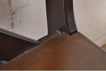 中古　希少な絶版品　カリモク家具(karimoku)　ルスティック(RUSTIC)　カントリースタイルの空間づくりにおすすめな2人掛けベンチ(長椅子、板座チェア)(R-073942)