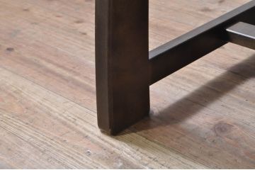 中古　希少な絶版品　カリモク家具(karimoku)　ルスティック(RUSTIC)　カントリースタイルの空間づくりにおすすめな2人掛けベンチ(長椅子、板座チェア)(R-073942)
