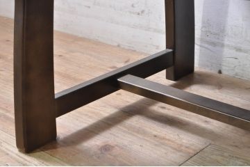 中古　希少な絶版品　カリモク家具(karimoku)　ルスティック(RUSTIC)　カントリースタイルの空間づくりにおすすめな2人掛けベンチ(長椅子、板座チェア)(R-073942)