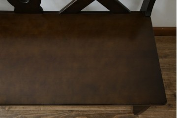 中古　希少な絶版品!　カリモク家具(karimoku)　ルスティック(RUSTIC)　ダッチカントリースタイルの2人掛けダイニングベンチ　(R-073942)