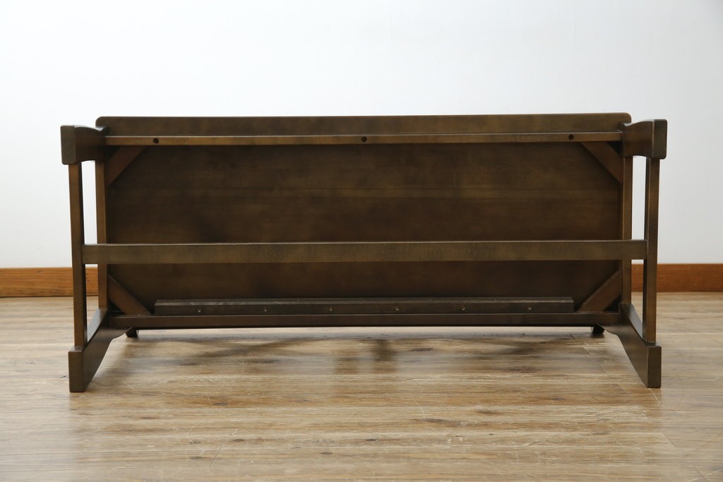 中古　希少な絶版品!　カリモク家具(karimoku)　ルスティック(RUSTIC)　ダッチカントリースタイルの2人掛けダイニングベンチ　(R-073942)