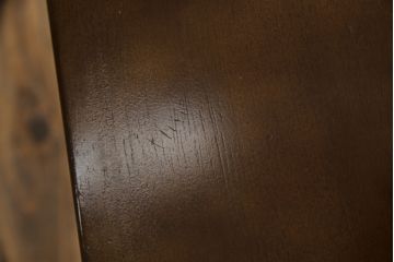 中古　希少な絶版品　カリモク家具(karimoku)　ルスティック(RUSTIC)　カントリースタイルの空間づくりにおすすめな2人掛けベンチ(長椅子、板座チェア)(R-073943)
