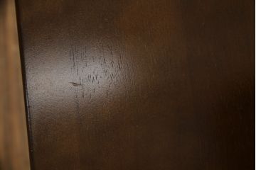 中古　希少な絶版品　カリモク家具(karimoku)　ルスティック(RUSTIC)　カントリースタイルの空間づくりにおすすめな2人掛けベンチ(長椅子、板座チェア)(R-073943)