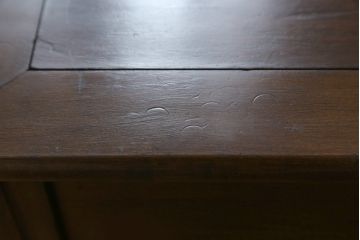 アメリカビンテージ　マホガニー材　品のある佇まいが魅力的なサイドテーブル(ナイトテーブル、コンソールテーブル、ローテーブル、サイドチェスト、花台、飾り台、電話台、ヴィンテージ)(R-073953)