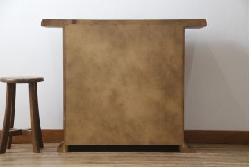 中古　スペイン製　バレンシア　タイルに描かれた花柄が可愛らしい!! お部屋を華やかに引き立てるチェスト(サイドチェスト、引き出し)(R-073956)