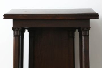 イギリスアンティーク　オーク材　上質な彫刻入りの豪華なレクターン(聖書台、講壇、説教台、見台、教会、カウンターテーブル、メニュー台、英国)(R-073968)