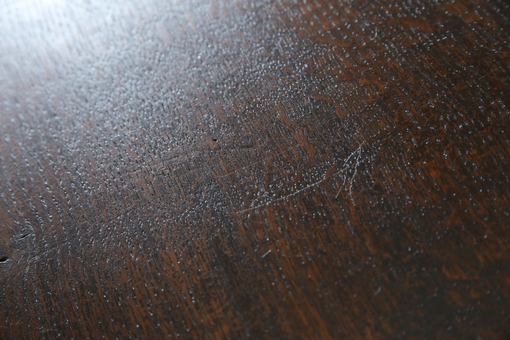 イギリスアンティーク　オーク材　美しい彫刻に注目!!　意匠を凝らした豪華レクターン　聖書台　(R-073968)